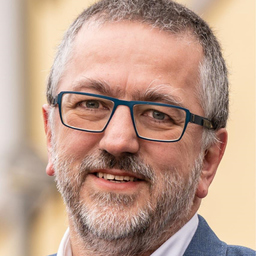 Dr. Helmut Kaltenhauser