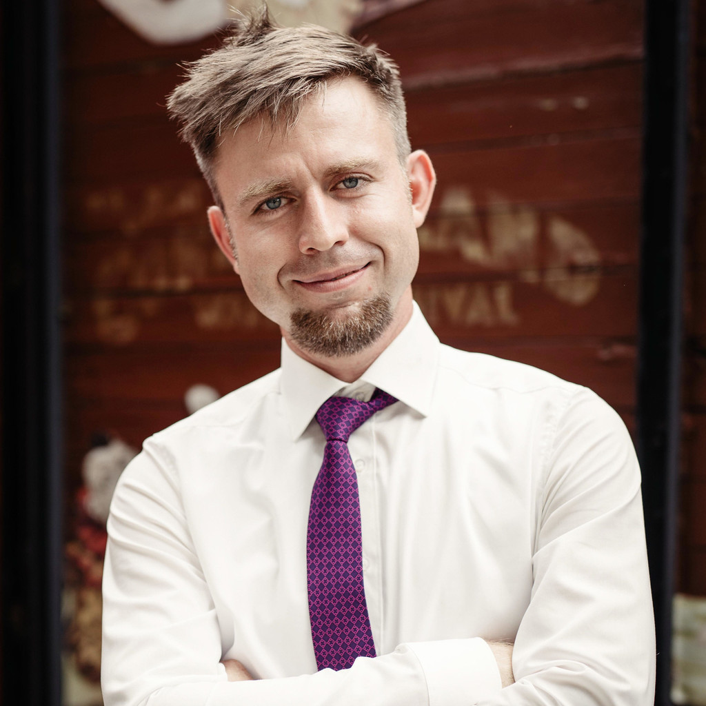 André Luther Leitung Fertigung & Logistik MicroEpsilon Optronic