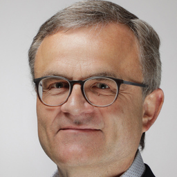 Dr. Robert Preuß