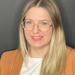 Stephanie Manhardt