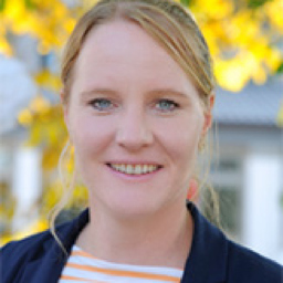 Christina Riedl