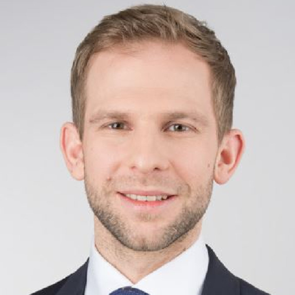 Lukas Eckhardt Director, Conducting Officer Golding Capital