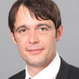 Dr. Lars Voll