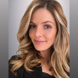 Julia Schelling