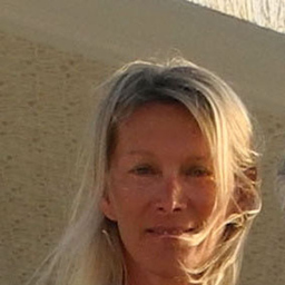 Elke Scheichenost