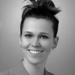 Jacqueline Lux