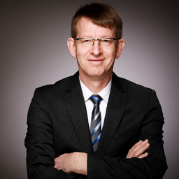 Dr. Manfred Kauer