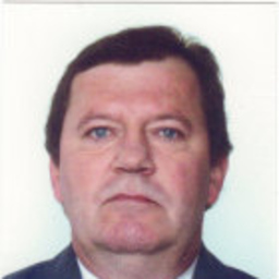 Dr. Manfred Betsch