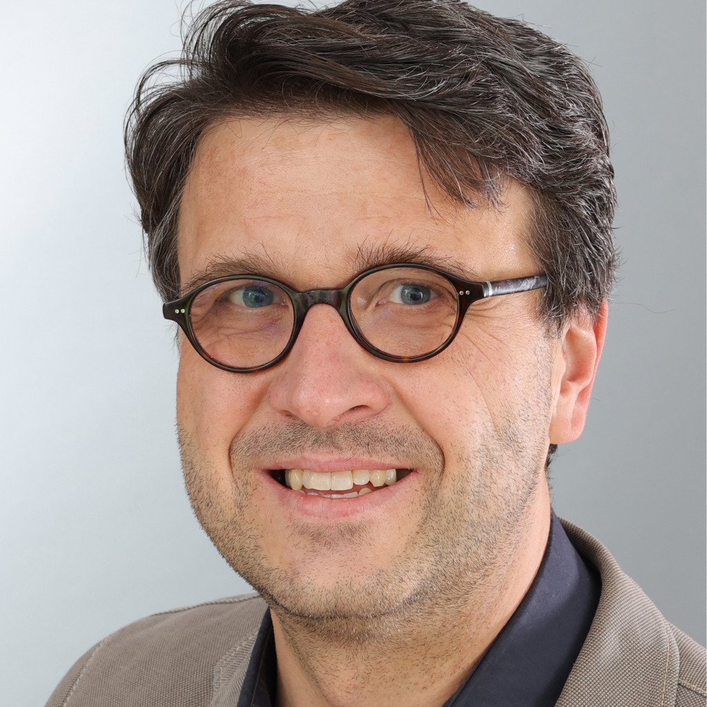 Steffen Tschuschke Head of Project Management Charles River