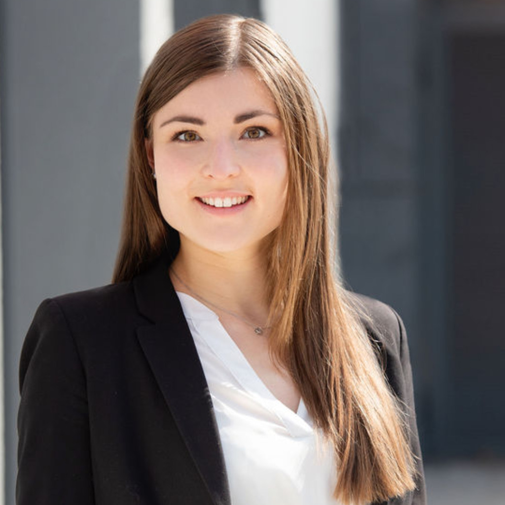 Sandra Hartmann's Instagram, Twitter & Facebook on IDCrawl