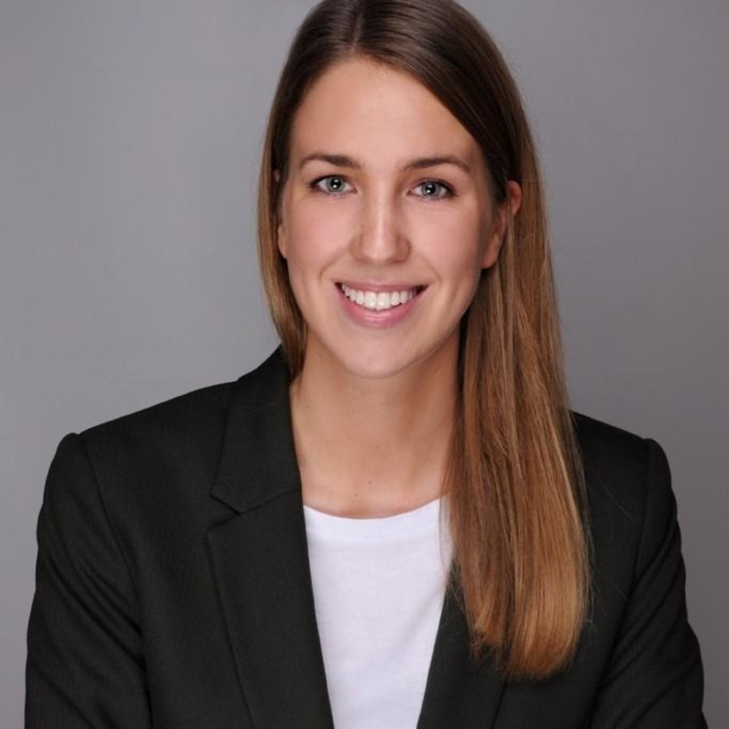 Laura Haas Online Marketing Manager & Circle Lead ABOUT YOU SE & Co