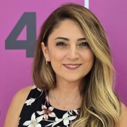 Ebru Ayan Gönüleri