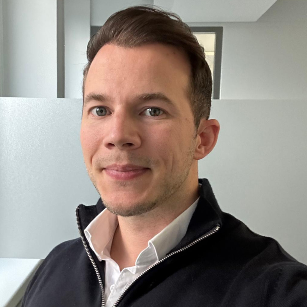 Benedikt Schmidt IT Service Manager DATAGROUP Financial IT Services