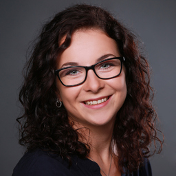 Julia Weinhold