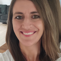 Kristina Häntzschel (geb. Schieker)