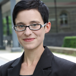 Dr. Lotta Mayer