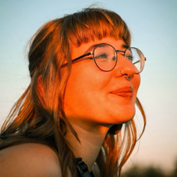 Lena Pophal