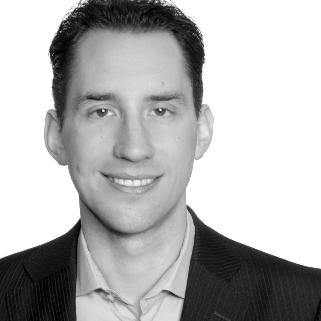 Dr. Sascha Theißen CEO Reguvis Fachmedien GmbH XING