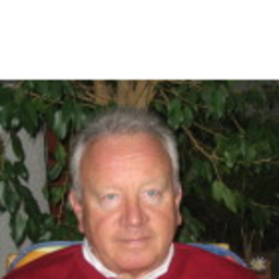 Dr. Michael Ewers