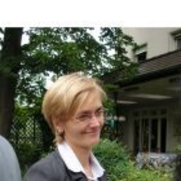 Dr. Regine Komoss