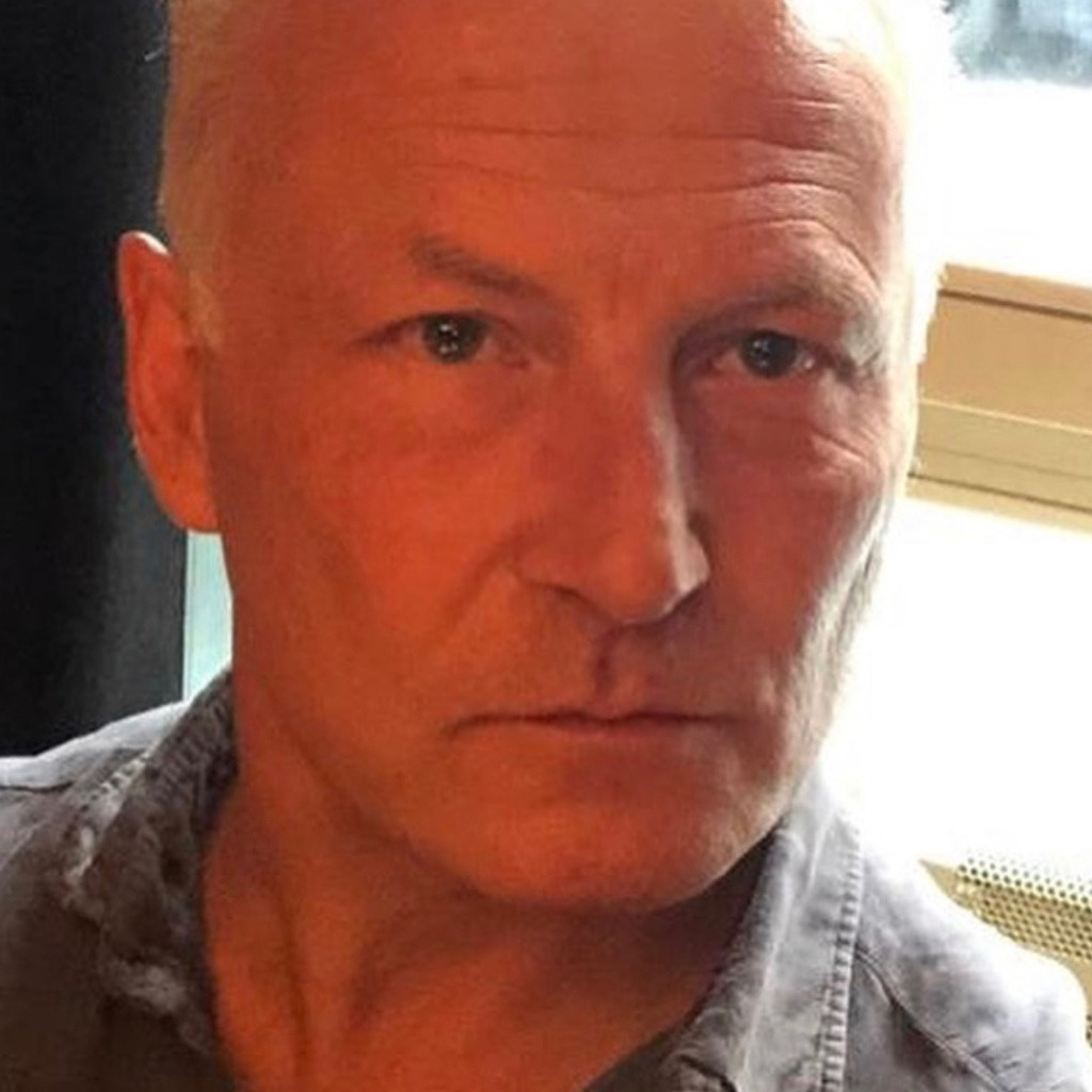 Robert Urbanek Geschäftsführer MediaMarkt Wien Millennium City XING