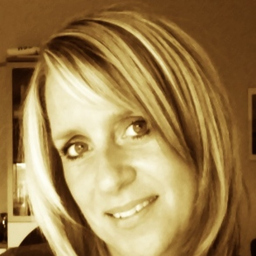 Nicole Laux