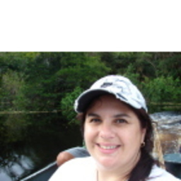 Andreia Souza Hollosi