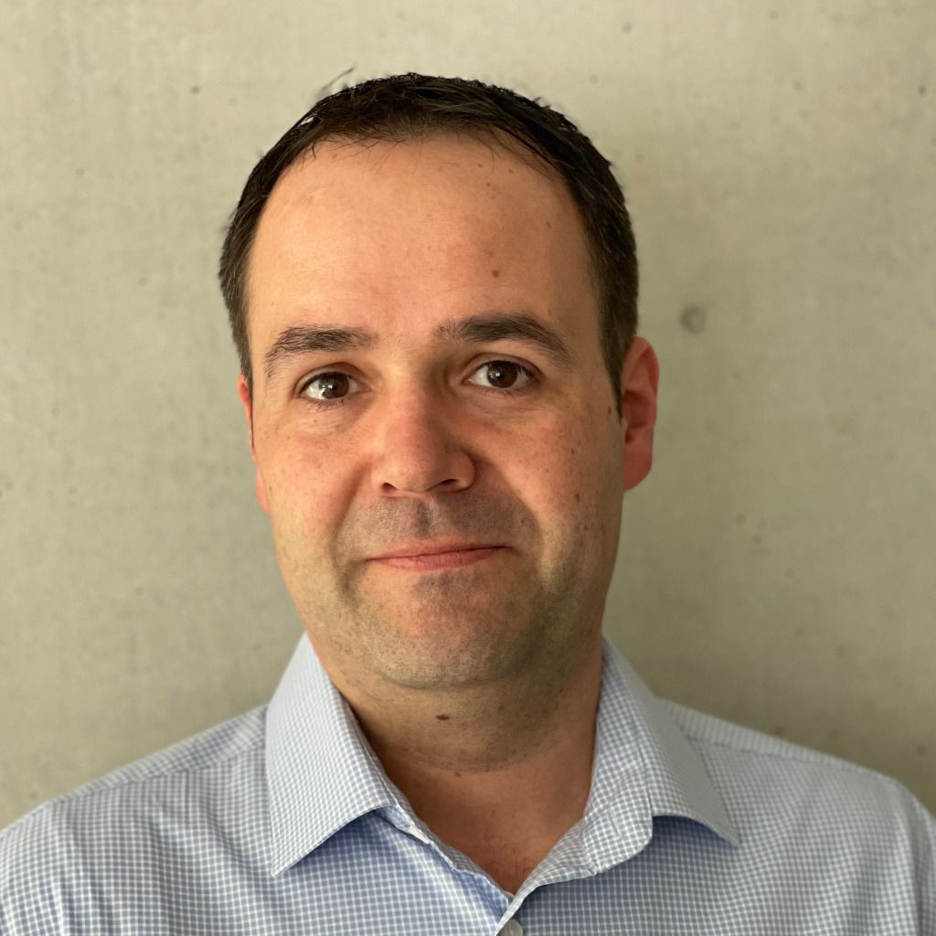 Oliver Fritzsche Leiter Produktlinie Zweiwegebagger Firmengruppe