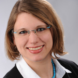 Dr. Alexandra Naunheim