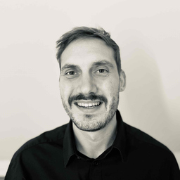 Dr. Dominik Linzner