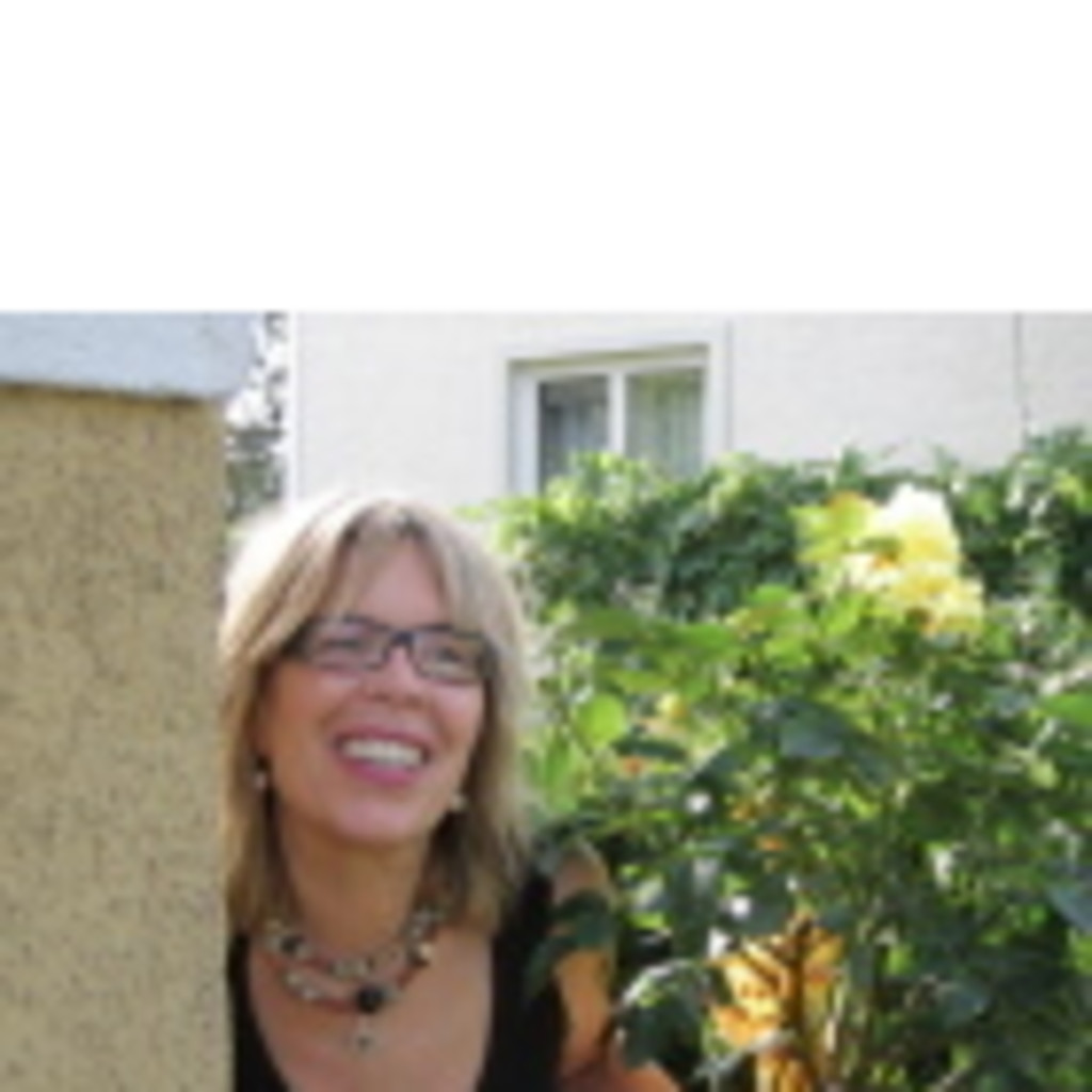 Maria Nusime Inhaber VINOTAKE XING