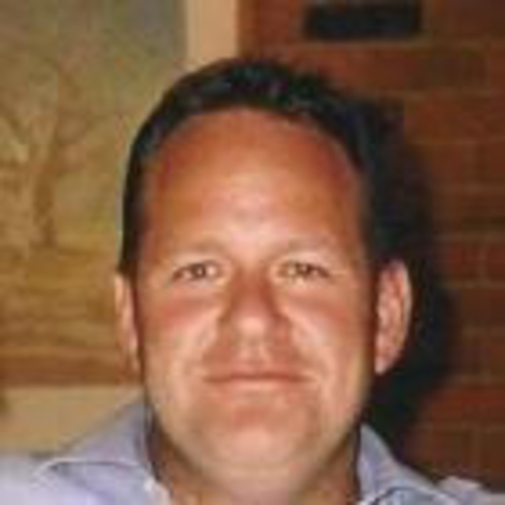 Robert van Raay Managing Director Vantage Global Pty Ltd XING