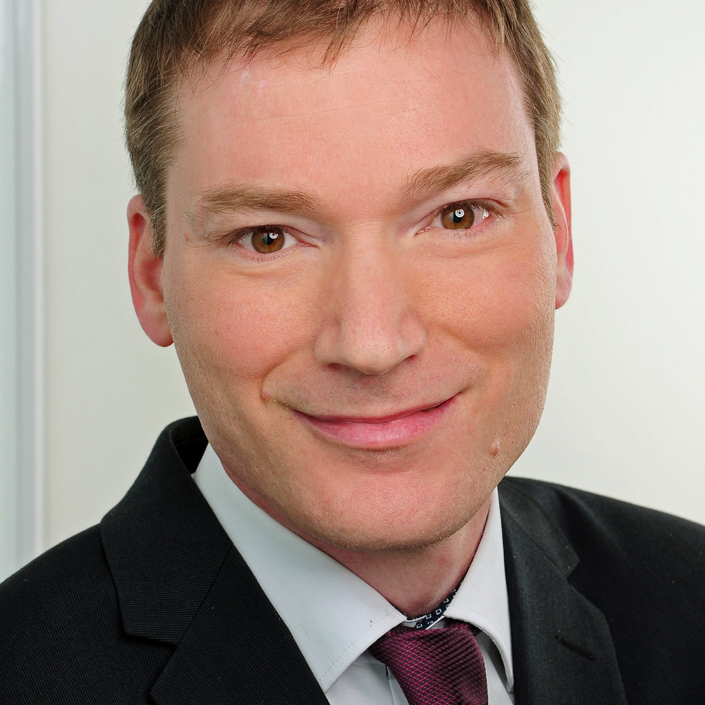 Dr. Andreas Eisele Head of Laboratory RAMPFGruppe XING