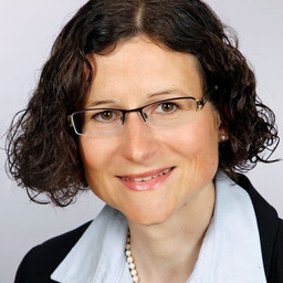 Stefanie Mayr
