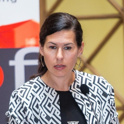 Dr. Elisabeth Springler