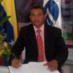 Mag. Victor Peralta