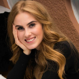 Janine Oliveira Bastos