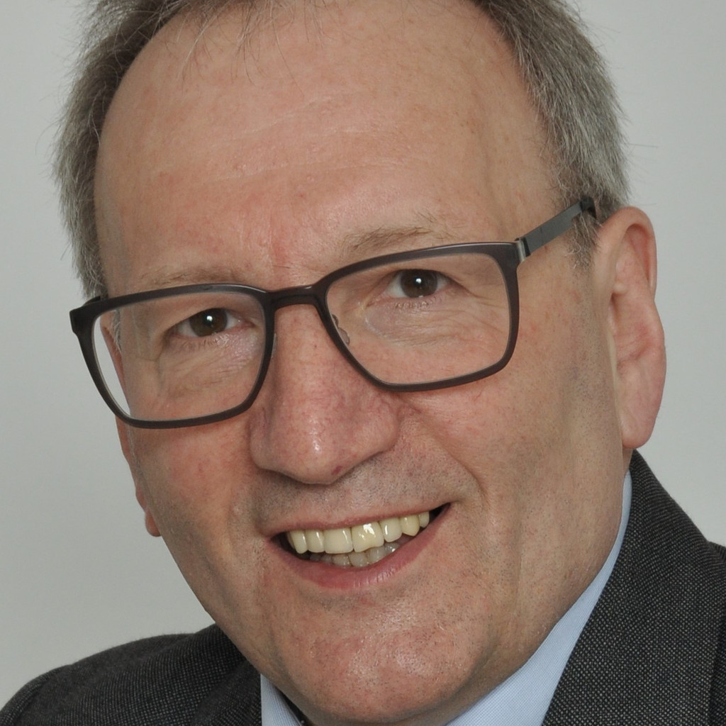 Prof. Dr. Reinhard Rupp Aufsichtsrat Novellus Holding AG XING