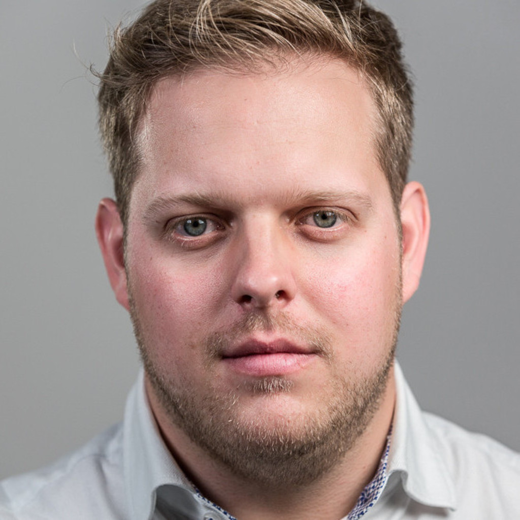 Michael Vogel Head Group Website Ifolor AG XING