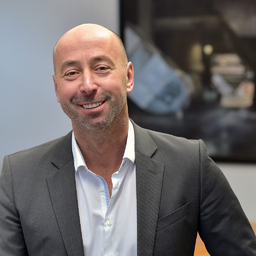 Dr. Christoph Schlechter