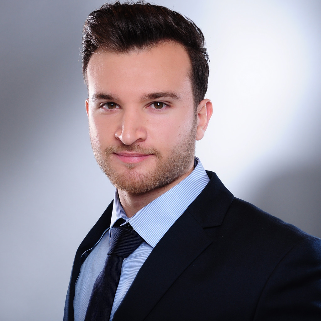 Yanik aus Stuttgart in der Personensuche von Das Telefonbuch