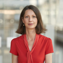 Adrienne Hinze