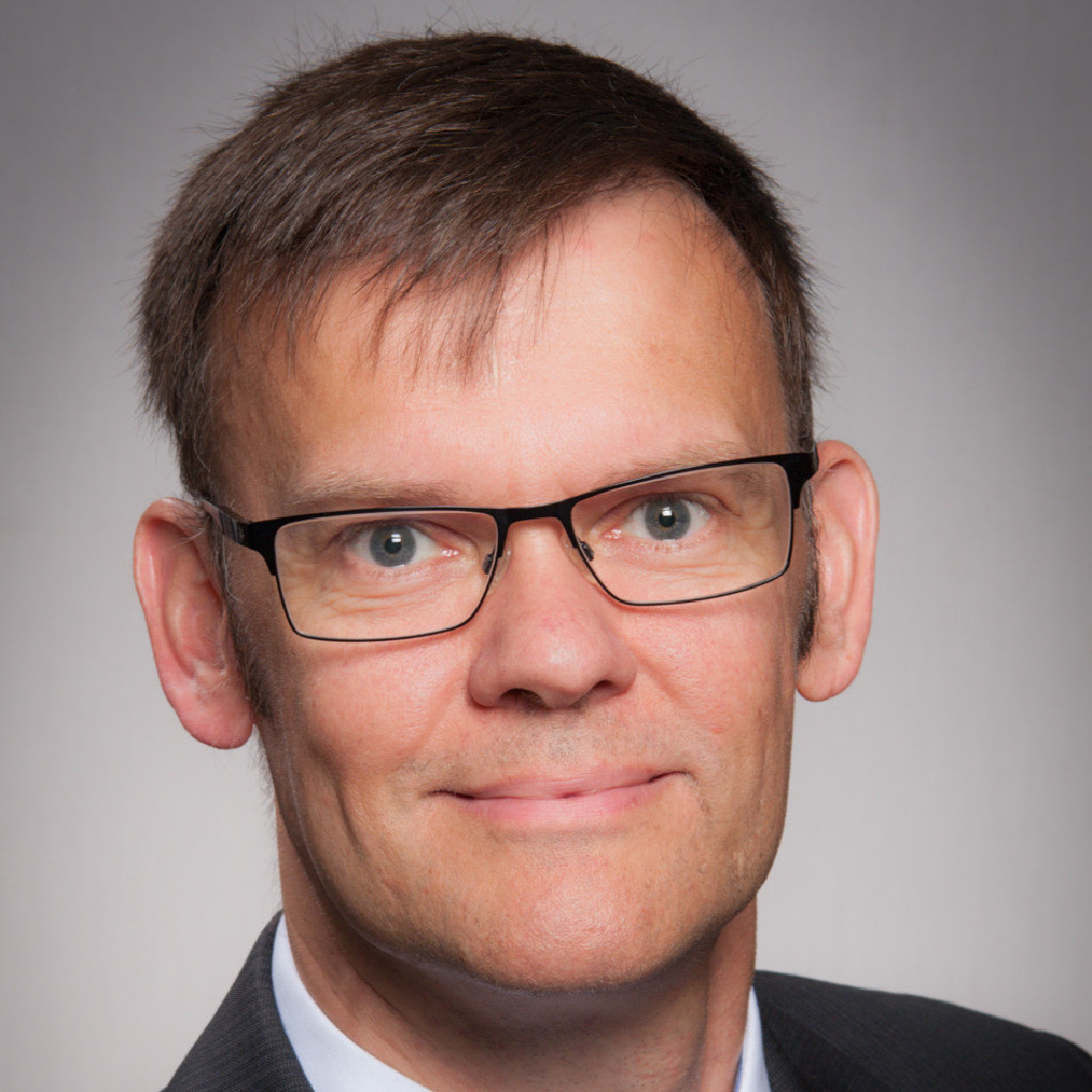 Jens Lindstrot Senior Referent DZ BANK AG XING