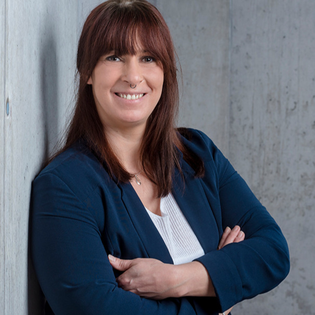 Nicole Gaertner Sachbearbeiterin Materialstamm DentalUnion GmbH XING