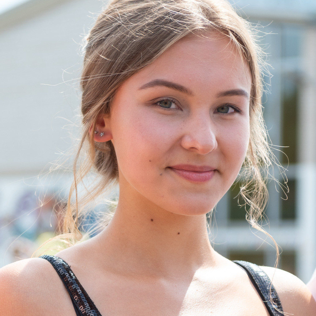 Julia Zabiensky Ausbildung Und Berufserfahrung Xing