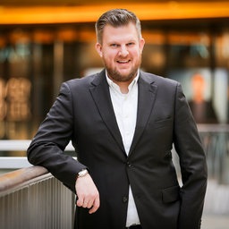 Tim (#gerneperdu) Steuernagel