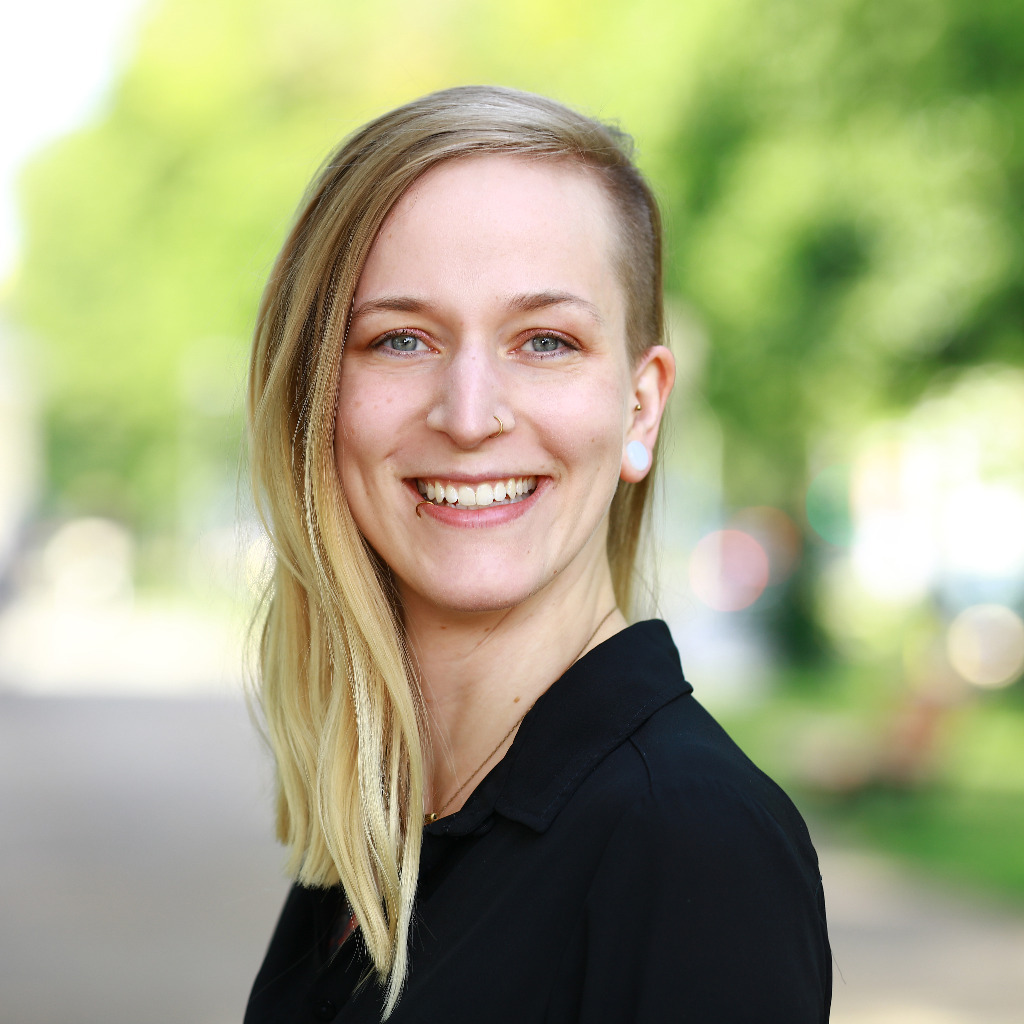 Katharina Ruß - Autorin - Freelance / Selbstständig | XING