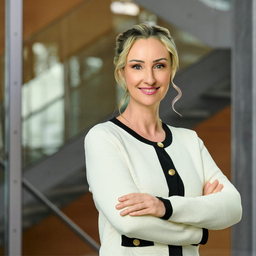 Dr. Antanina Kuljanin