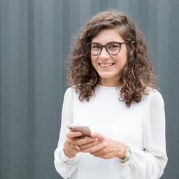 Profilbild Anna-Lena Müller (ihr findet mich drüben bei LinkedIn)