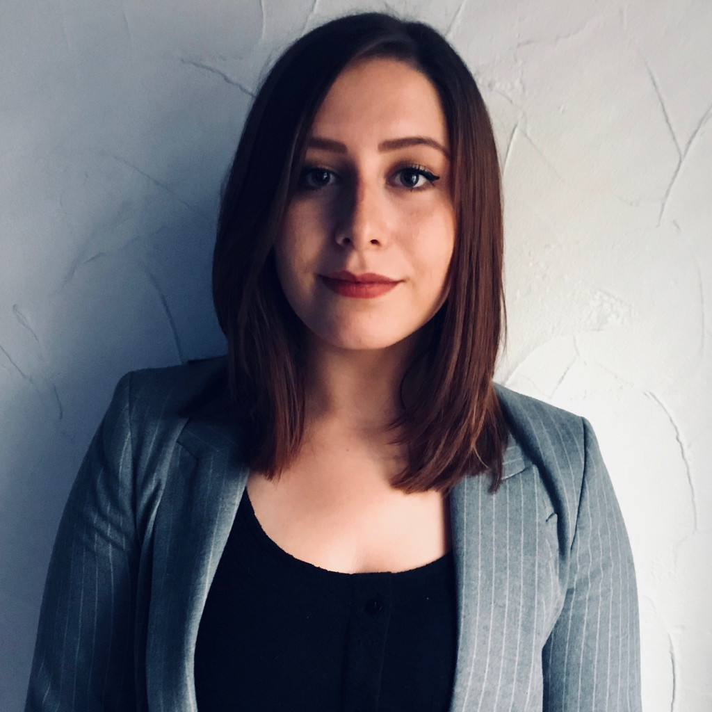 Kelly Cocuzza Angewandte Fremdsprachen (EnglischDeutsch